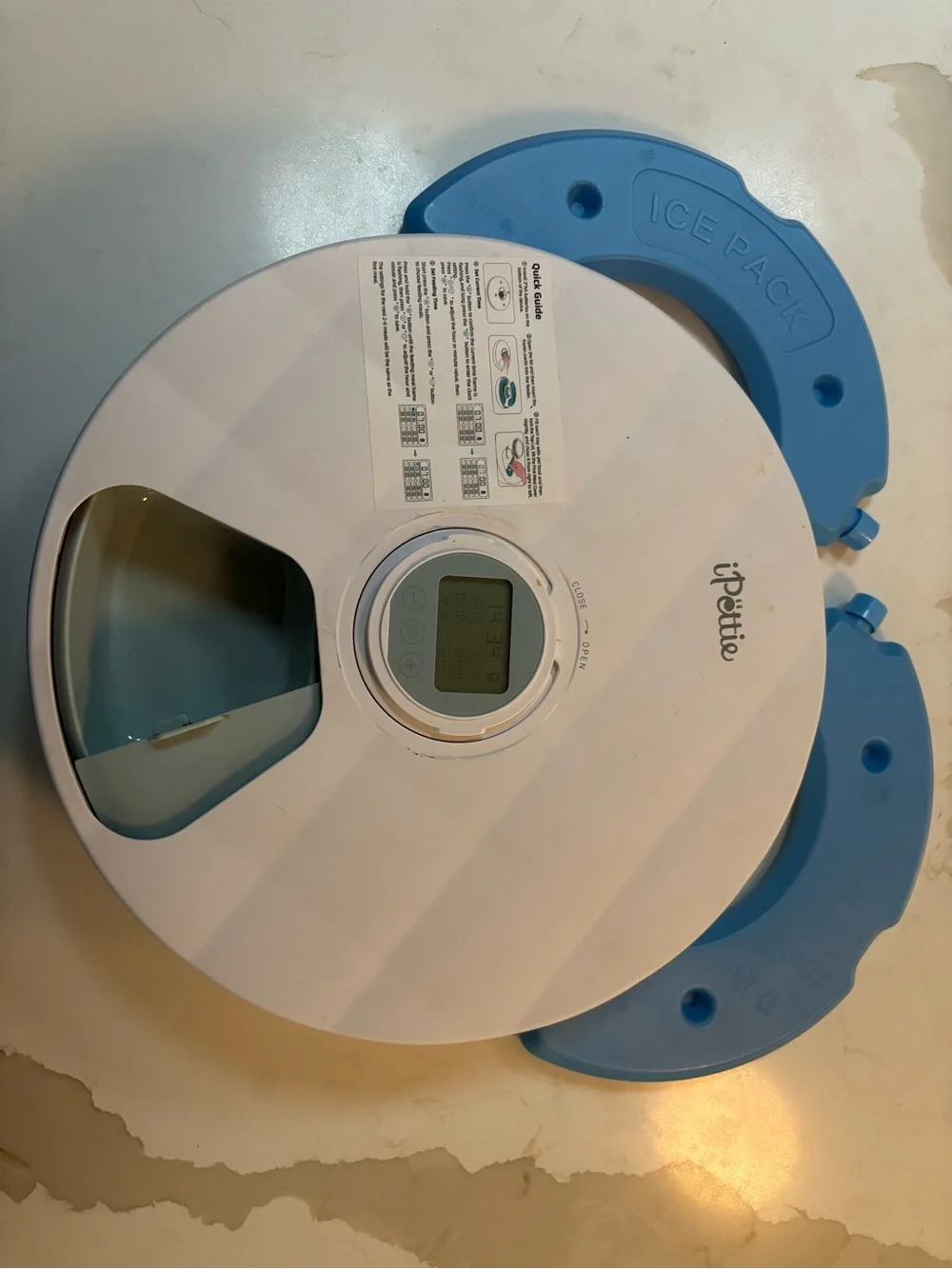 Automatic Wet Pet Feeder with Blue Ice Pack - White & Blue